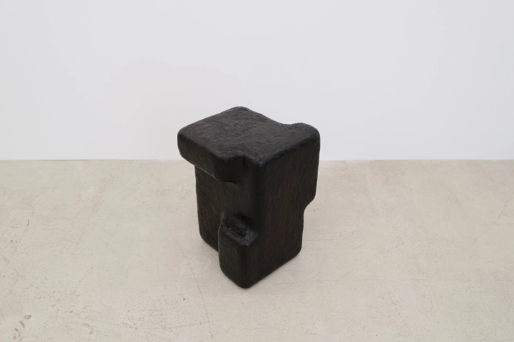 Stool 01_Taein Yun