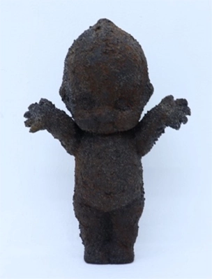 work_image_Appearance II.40220210 (Kewpie Doll Fossil Excavated 2000 Years Later)_Toshiyuki Shibakawa